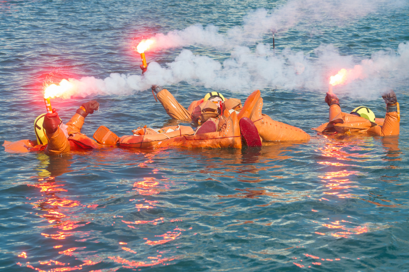 Фальшфейеры для маломерных судов