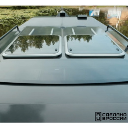 Люк палубный Альбатрос сдвижной 580х580 мм дымчатый (030801T)